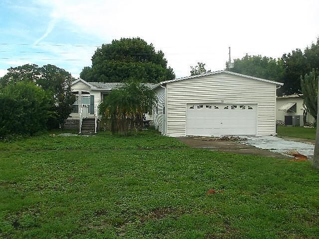 1st image of 213 Lake Tarpon Dr