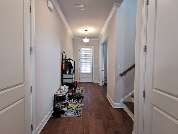 4th image of 4646 Molder Dr