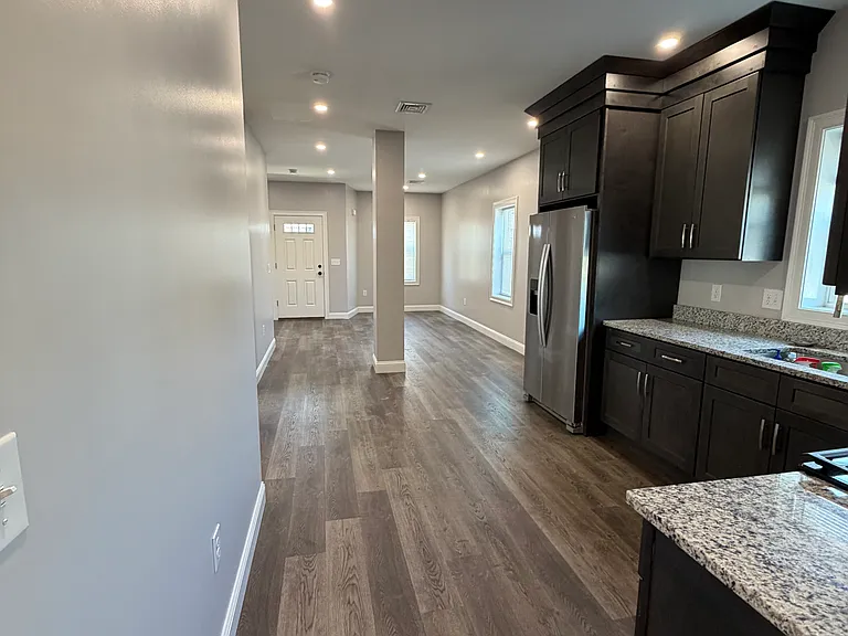 314 Dartmouth St #1 — Photo 3