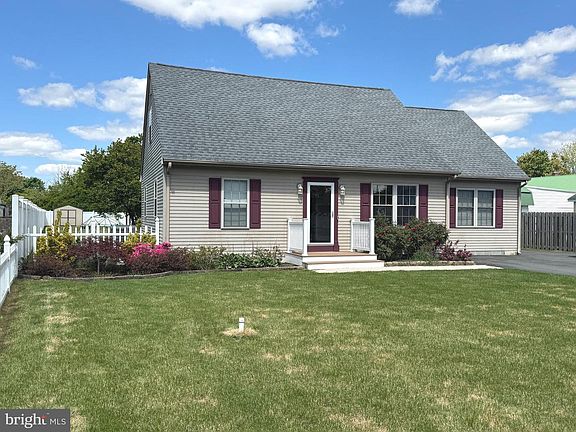 2nd image of 31536 White St