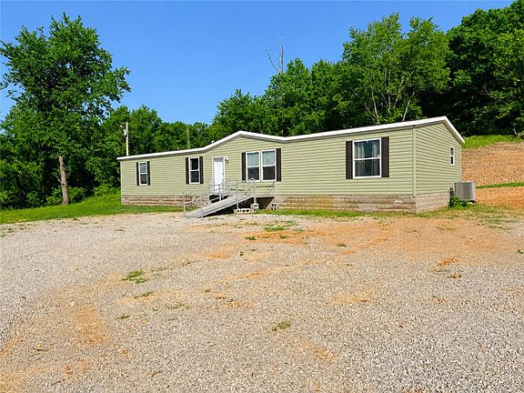 3rd image of 723 Industrial Park Dr