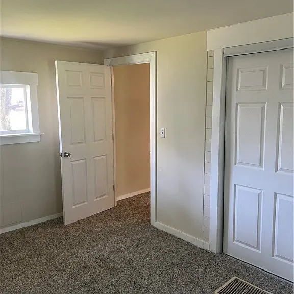 3907 Woodlawn St — Photo 13