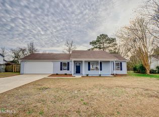 136 Leslie Ln, Havelock, NC 28532