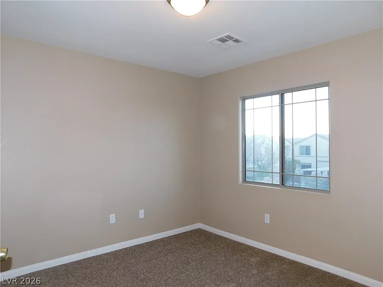 5275 Railroad River Ave — Photo 32