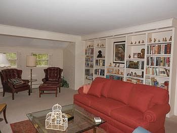 Built-in bookcases & shelves in living room