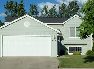 6126 24th St S, Fargo, ND 58104