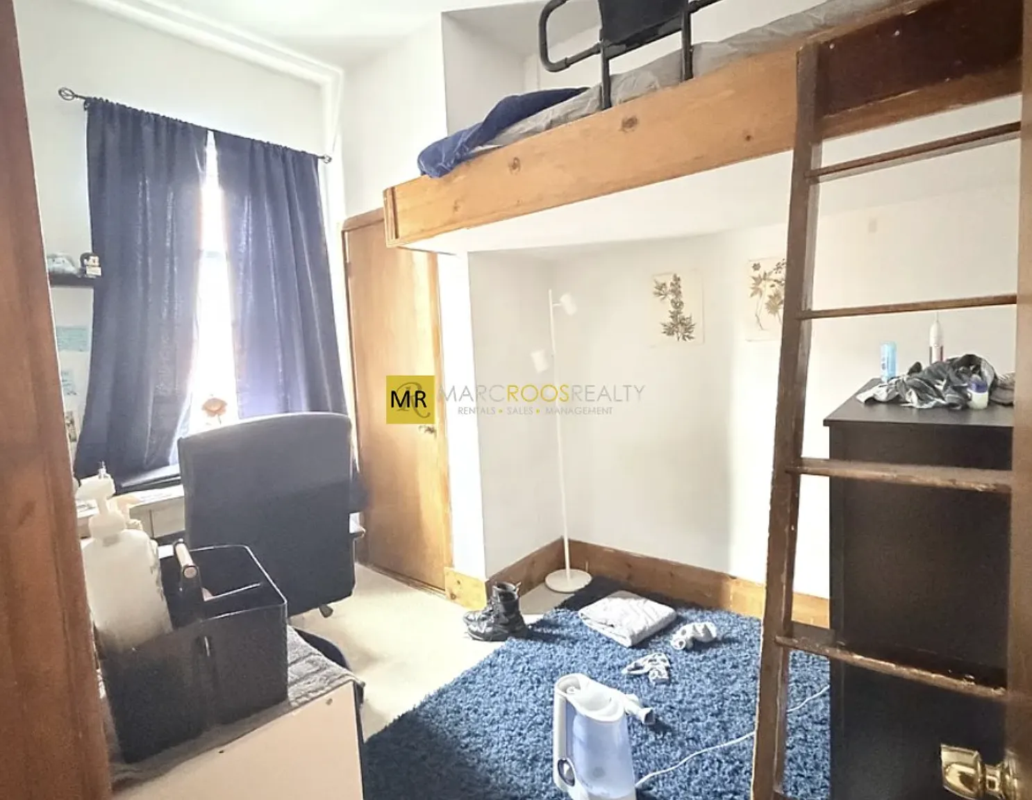 3 bed, 775 sqft, $3,650 — Photo 3