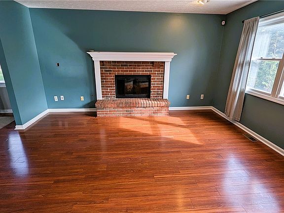 2nd image of 2312 Demi Dr