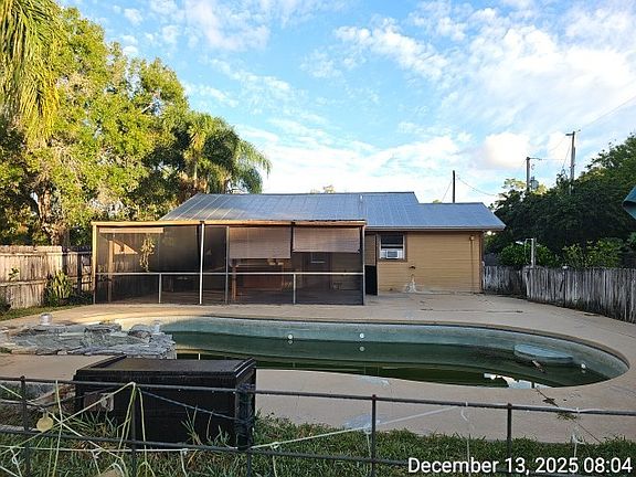 2nd image of 202 Laidback Way