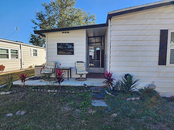 2nd image of 1318 Calle Del Sol Cir