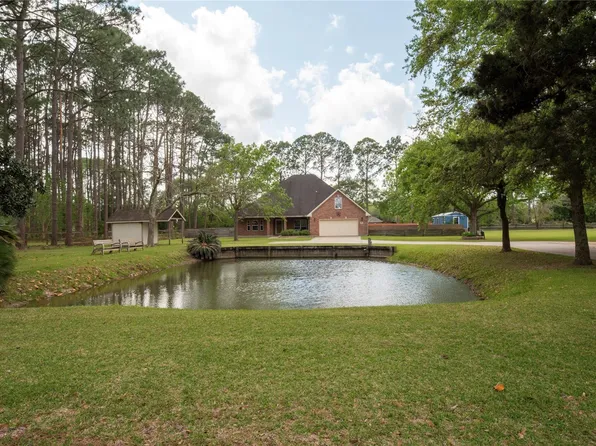 3020 Avenue L, Santa Fe, TX 77510