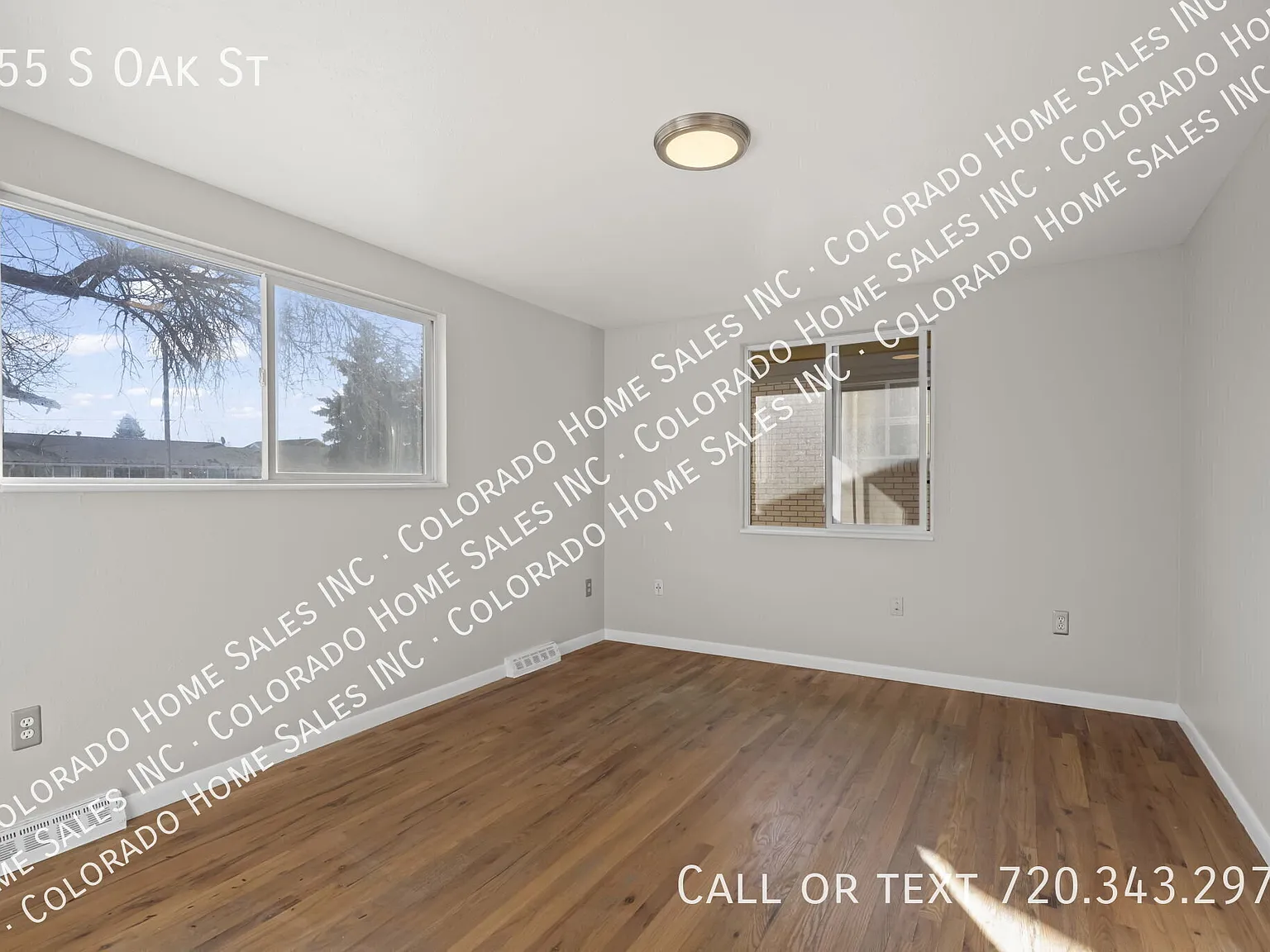 Large 4 bed, 2 bath home with new flooring and paint! — Photo 3