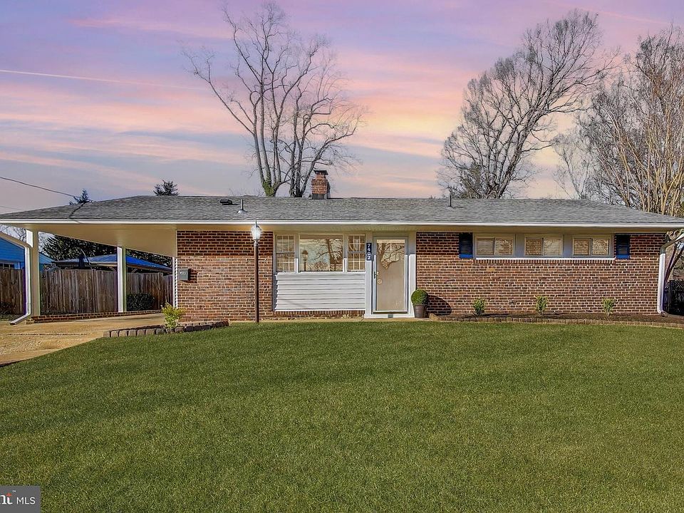 1st image of 7402 Inzer St