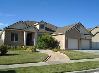 648 W 2975 S, Syracuse, UT 84075