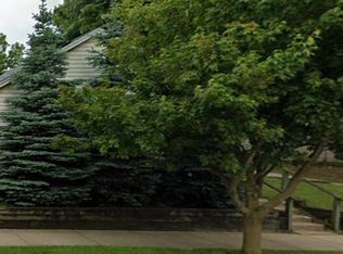 1509 Dr Martin Luther King Dr, Racine, WI 53404