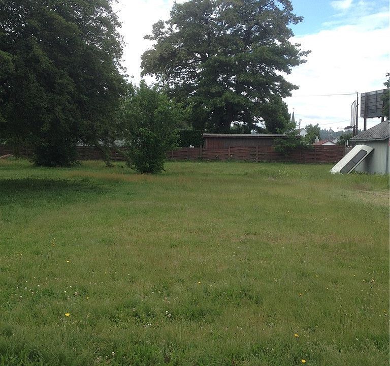 2nd image of 429 9th Ave NE
