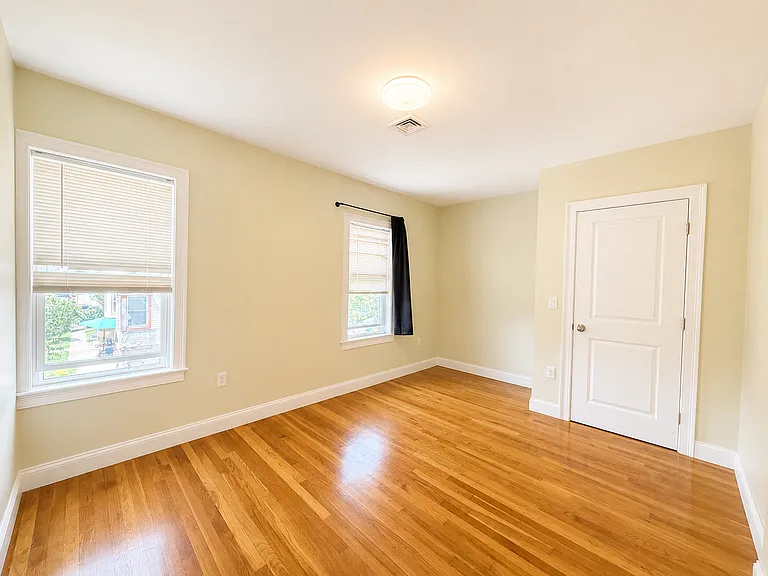 6 Josephine St #2 — Photo 9