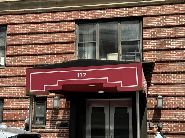 117 East 77th Street image 1 of 7