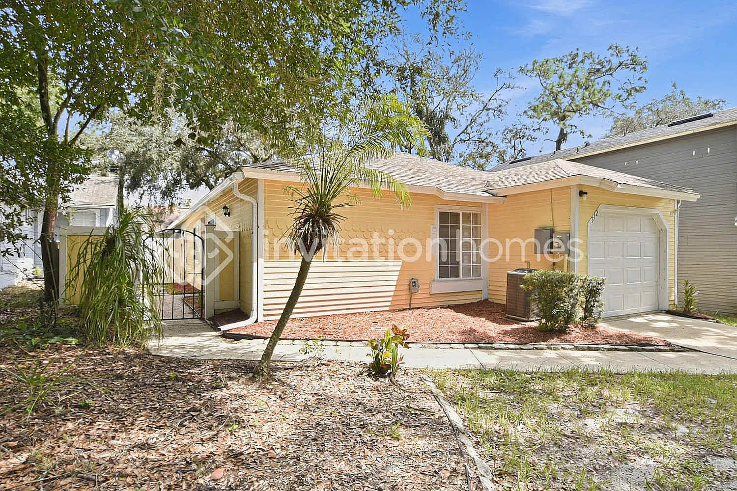 512 Harvard Pl Apopka, FL 32703 — Photo 1