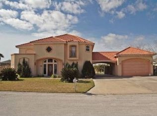 101 Bluefish Ct, Aransas Pass, TX 78336