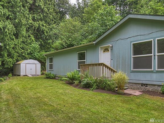 5th image of 7635 NE Bruce Ln