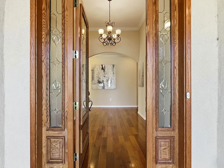 1352 S Stelling Rd — Photo 3