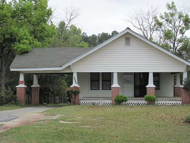1st image of 2111 Sylvester Dr
