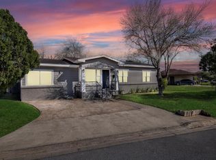 443 Villa Verde Dr, Brownsville, TX 78521