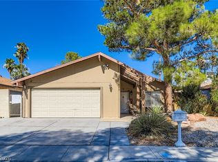 4723 Desert Vista Rd, Las Vegas, NV 89121