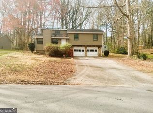 811 Cedar Lake Dr SE, Conyers, GA 30094
