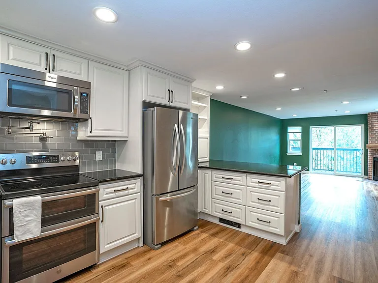 16019 Waynita Way NE #F208 — Photo 8