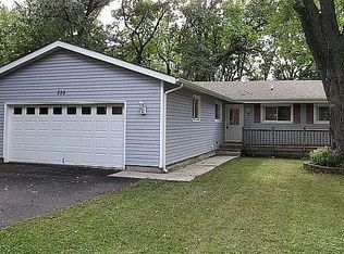 305 Wander Way, Lake In The Hills, IL 60156