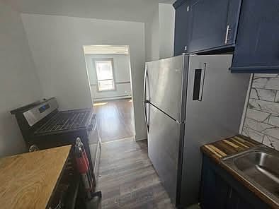 2nd image of 91 Arnold St Floor 3
