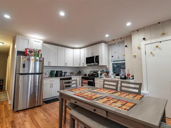 2916 Heath Avenue image 3 of 35