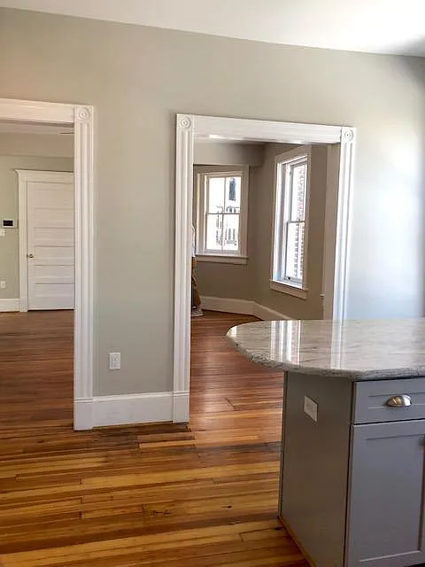 3 bed, 1600 sqft, $2,550 — Photo 3