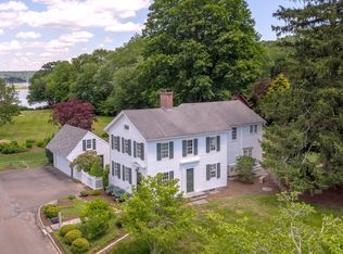 18 Benson Lane, Essex, CT 06426