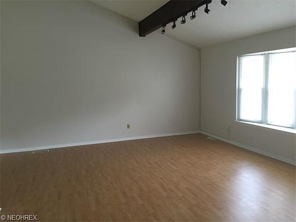 5th image of 14900 Indian Creek Dr