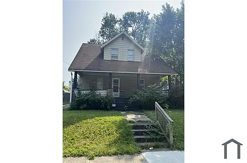 397 Laird Ave SE Photo 1
