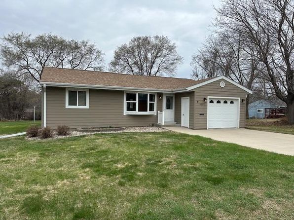 309 Dyer St, Ortonville, MN 56278