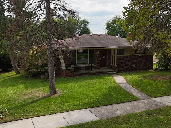 13801 Pearson St, Oak Park, MI 48237