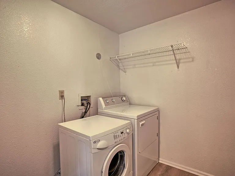 3025 W Stuart St E — Photo 22