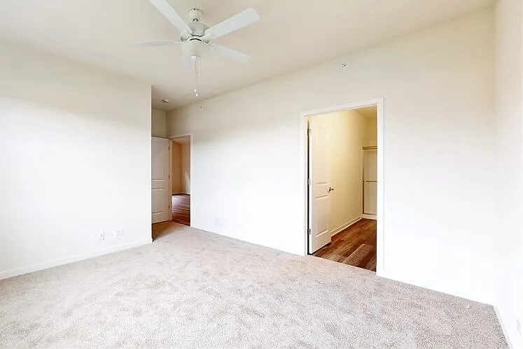 71 Olympus Dr #71 — Photo 6