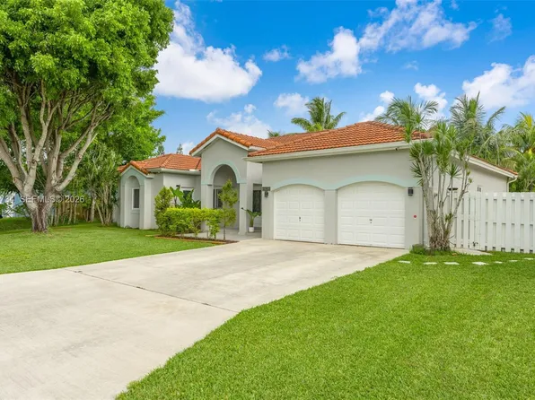 12743 SW 220th St, Miami, FL 33170
