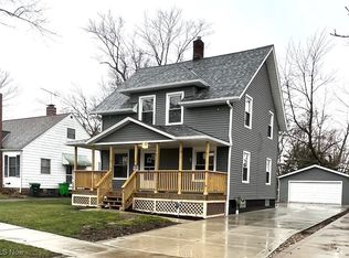 1412 Craneing Rd, Wickliffe, OH 44092
