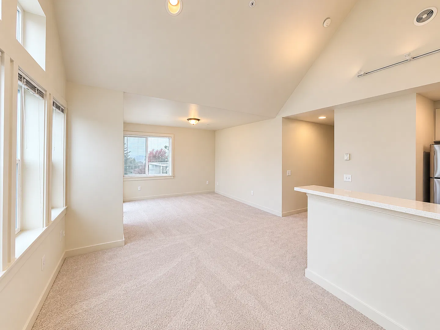 Ashley Manor — Photo 4