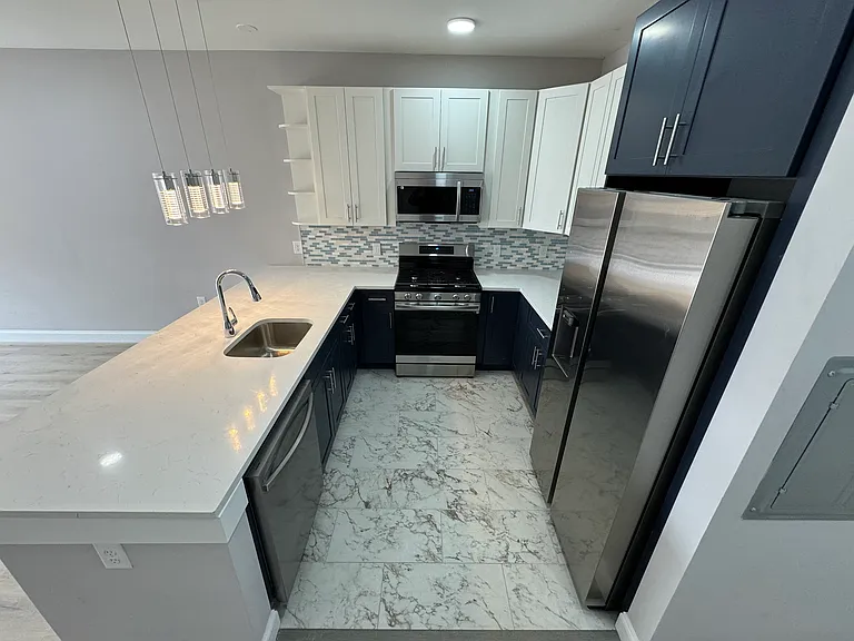 342 Communipaw Ave #1 — Photo 9