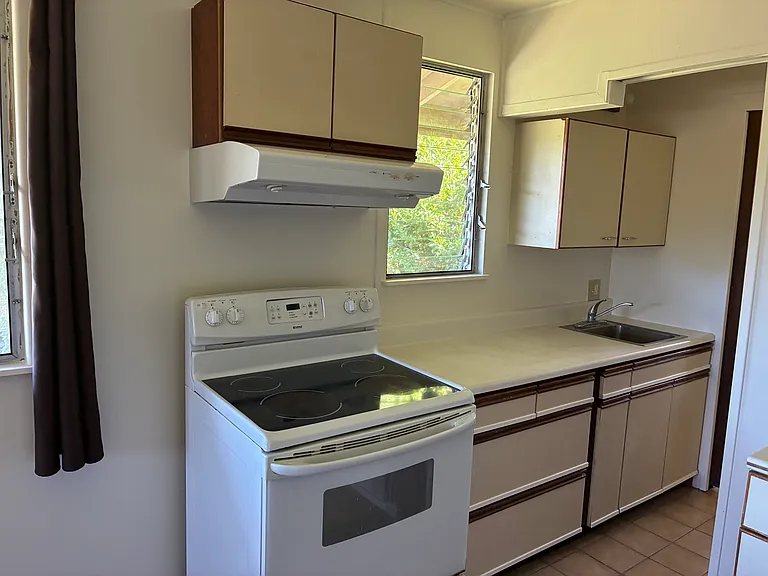 3246 Kaohinani Dr #A — Photo 12