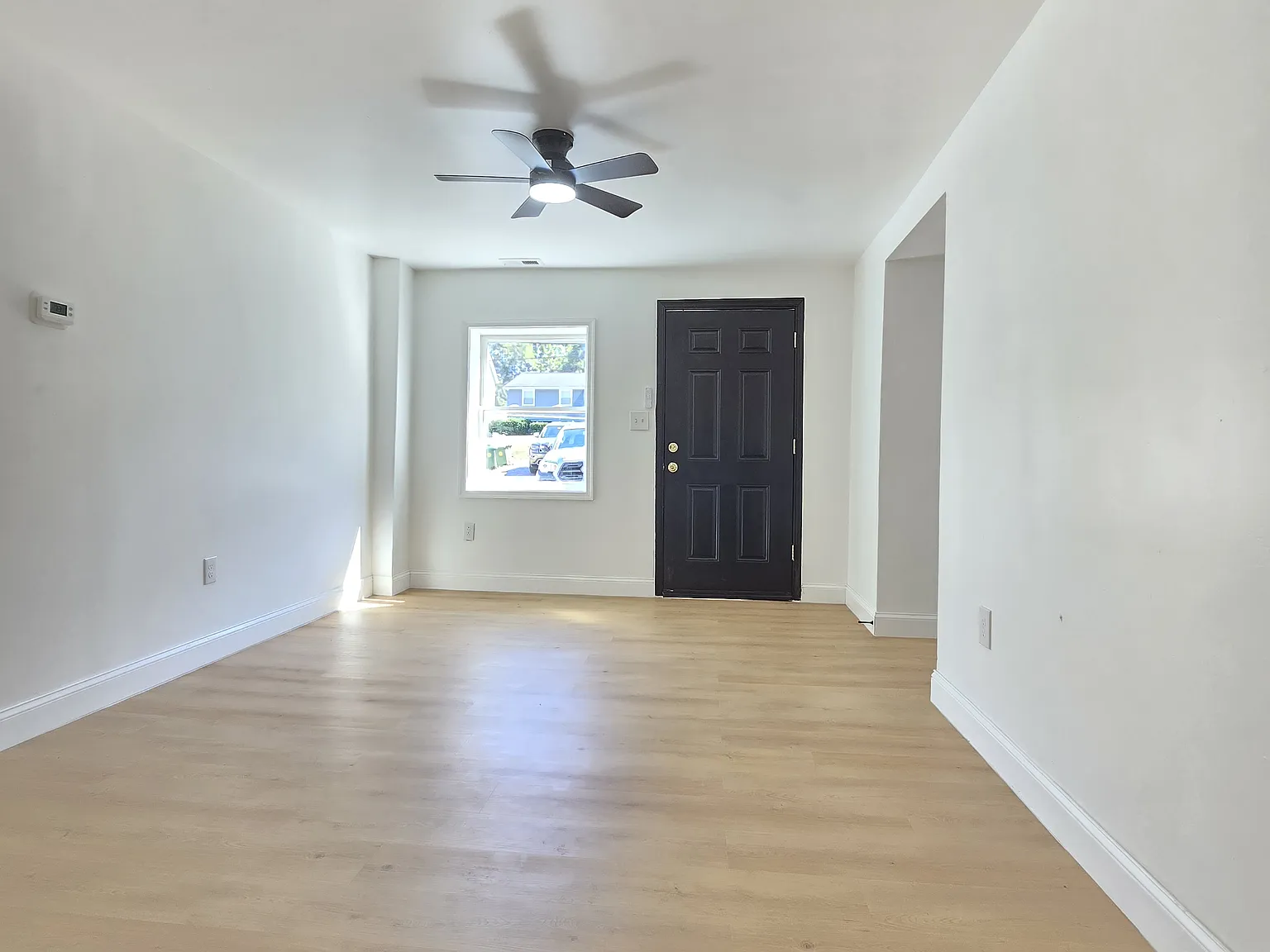 312 Elizabeth Ave — Photo 2