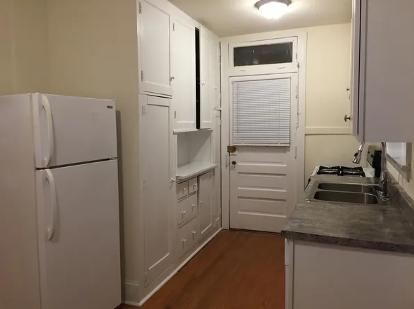 2049 W Berwyn Ave APT 3B, Chicago, IL 60625