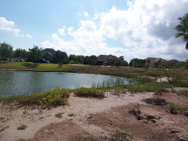 1st image of 49 Laguna Madre Dr